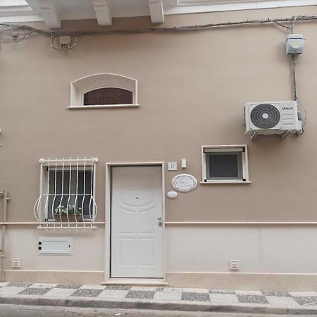 La Chicca Nel Centro Villa มาสซาฟรา ภายนอก รูปภาพ